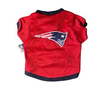 NFL NEW ENGLAND PATRIOTS pet dog jersey shirt clothing size medium NWT
